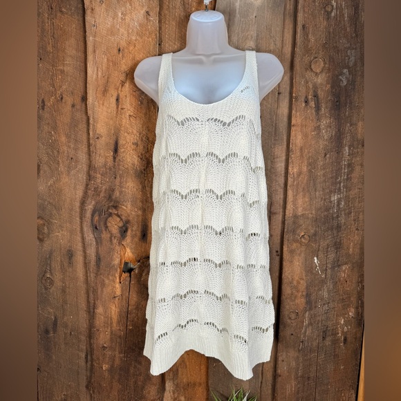 Runcati Off White Crochet Cover Up - Size Medium - Picture 5 of 8